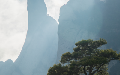 Montserrat et ses secrets : les mystères de l’intérieur de la montagne